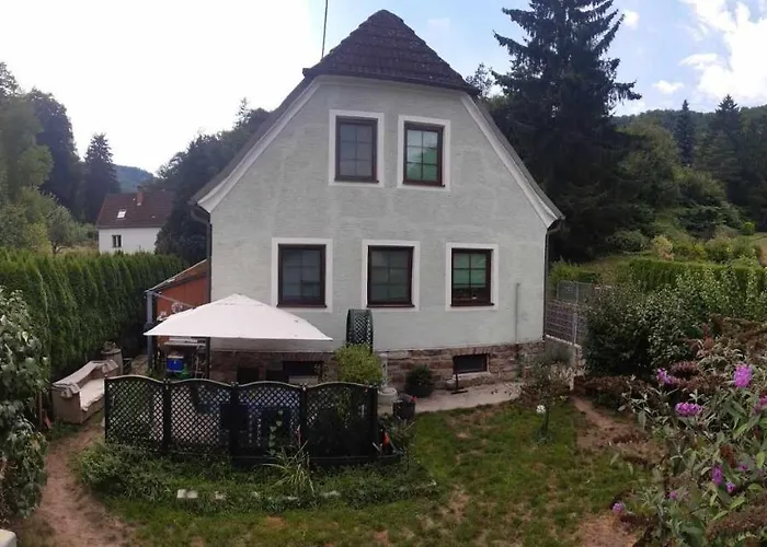 Zu Hause Am Bach
